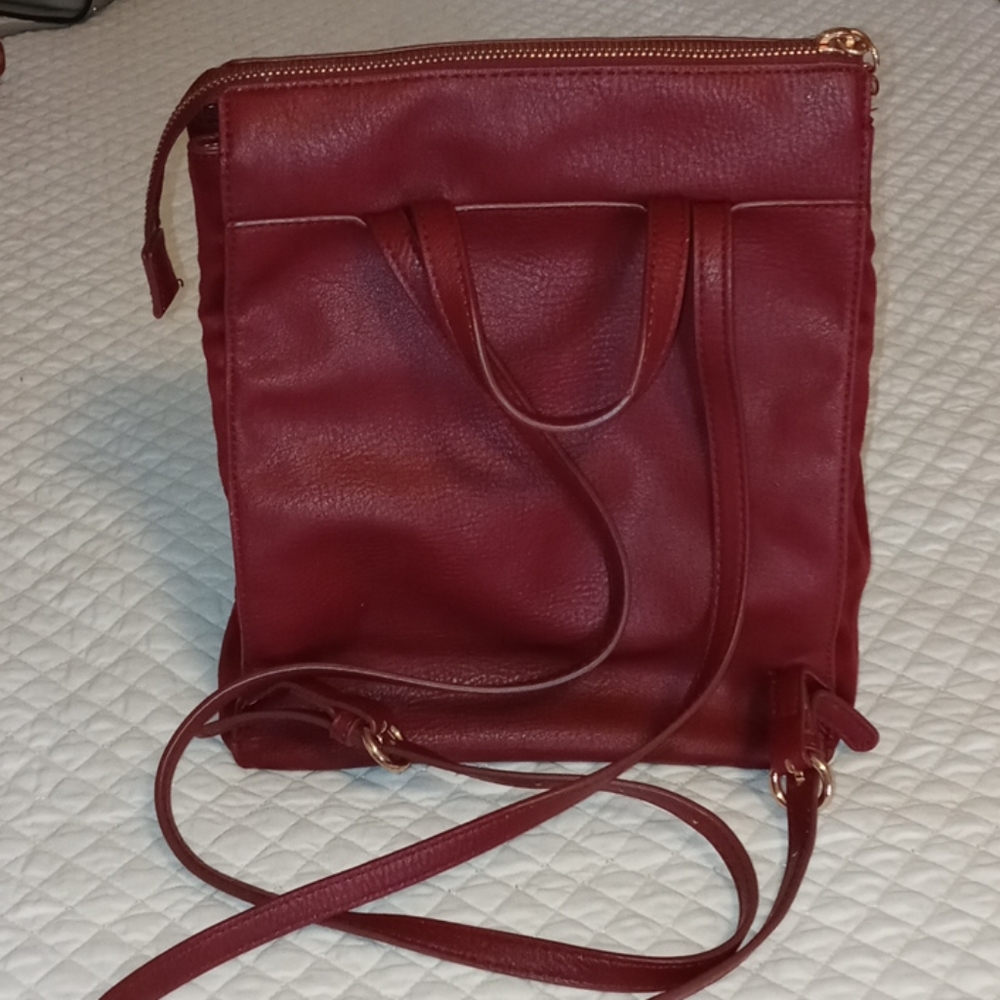 Back pack - Picture 2 of 9